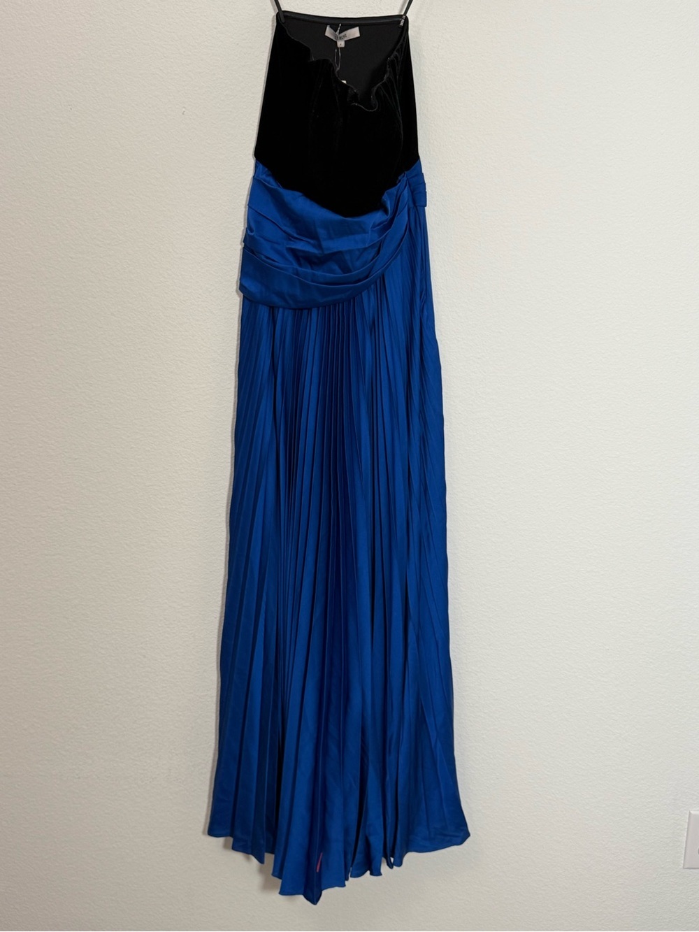 Et Ochs Strapless Velvet Bodice Pleated Gown Blue Black Formal Dress Size 6 NWT - Picture 2 of 9